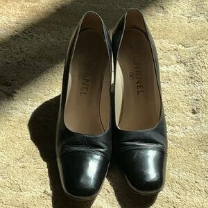 Classic CHANEL Cap Toe Pumps